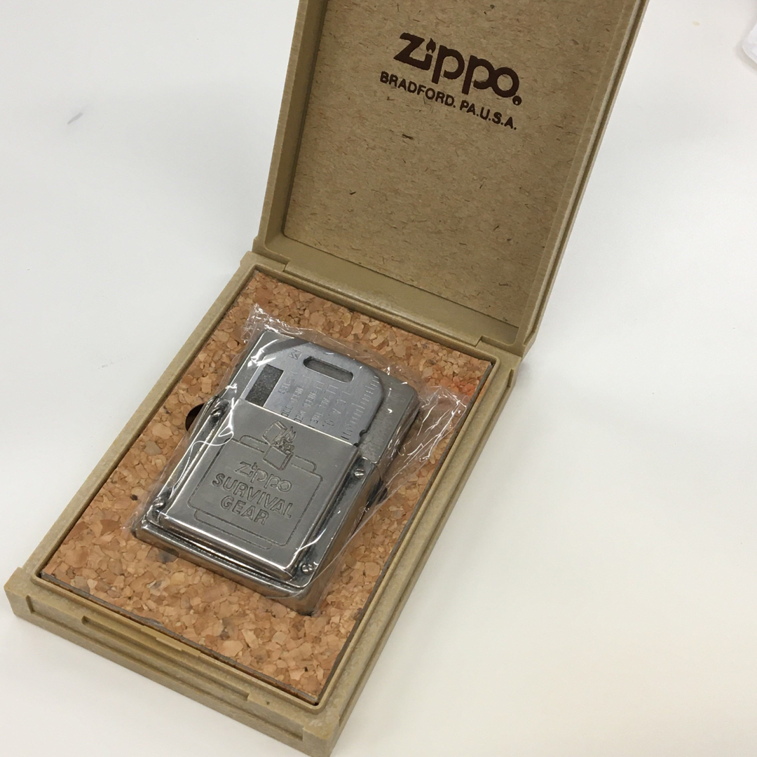 zippogarageZIPPO 希少ビンテージ サバイバルギア ボトムイタリック