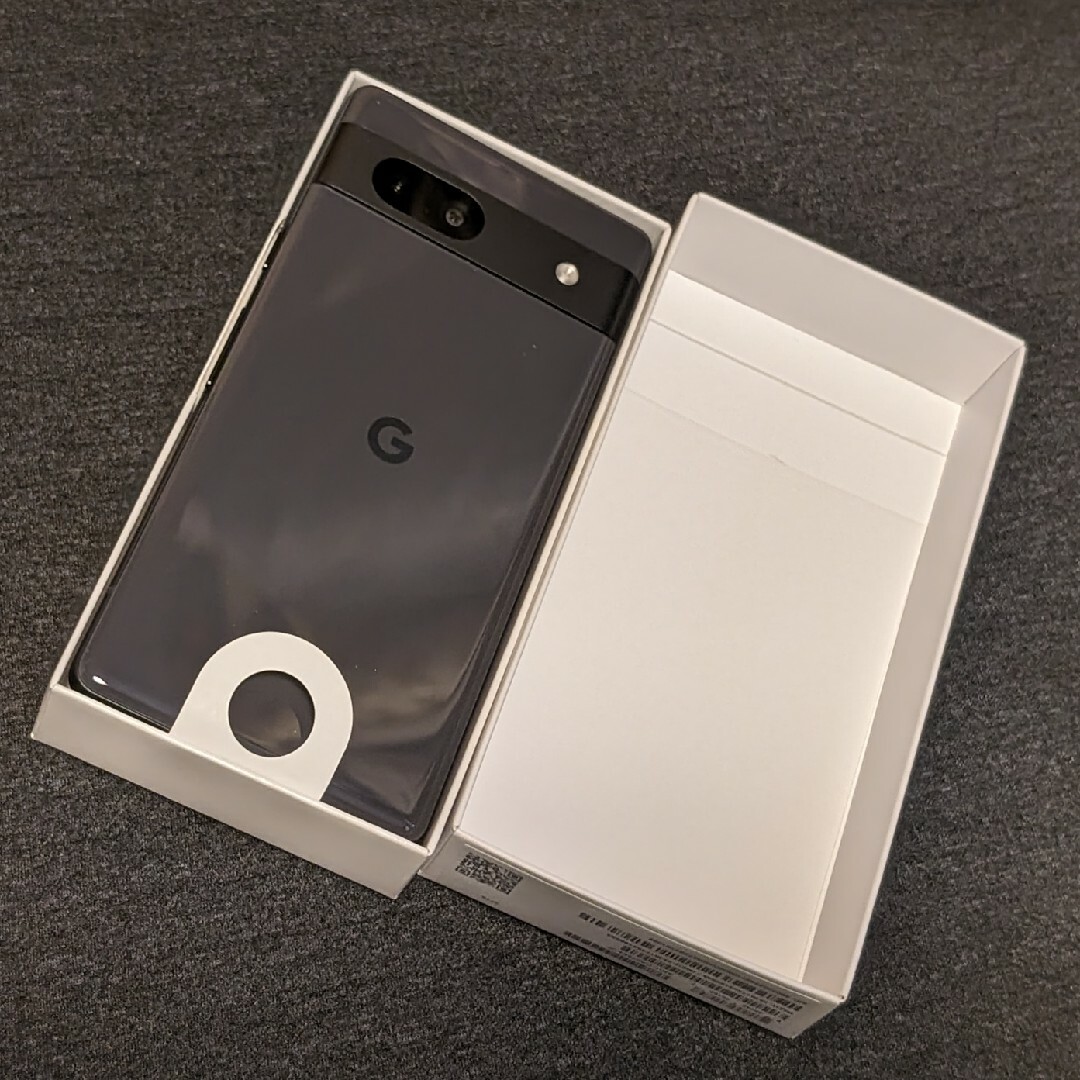 Google Pixel(グーグルピクセル)のGoogle Pixel 7a 128GB Charcoal(黒) 新品 スマホ/家電/カメラのスマートフォン/携帯電話(スマートフォン本体)の商品写真