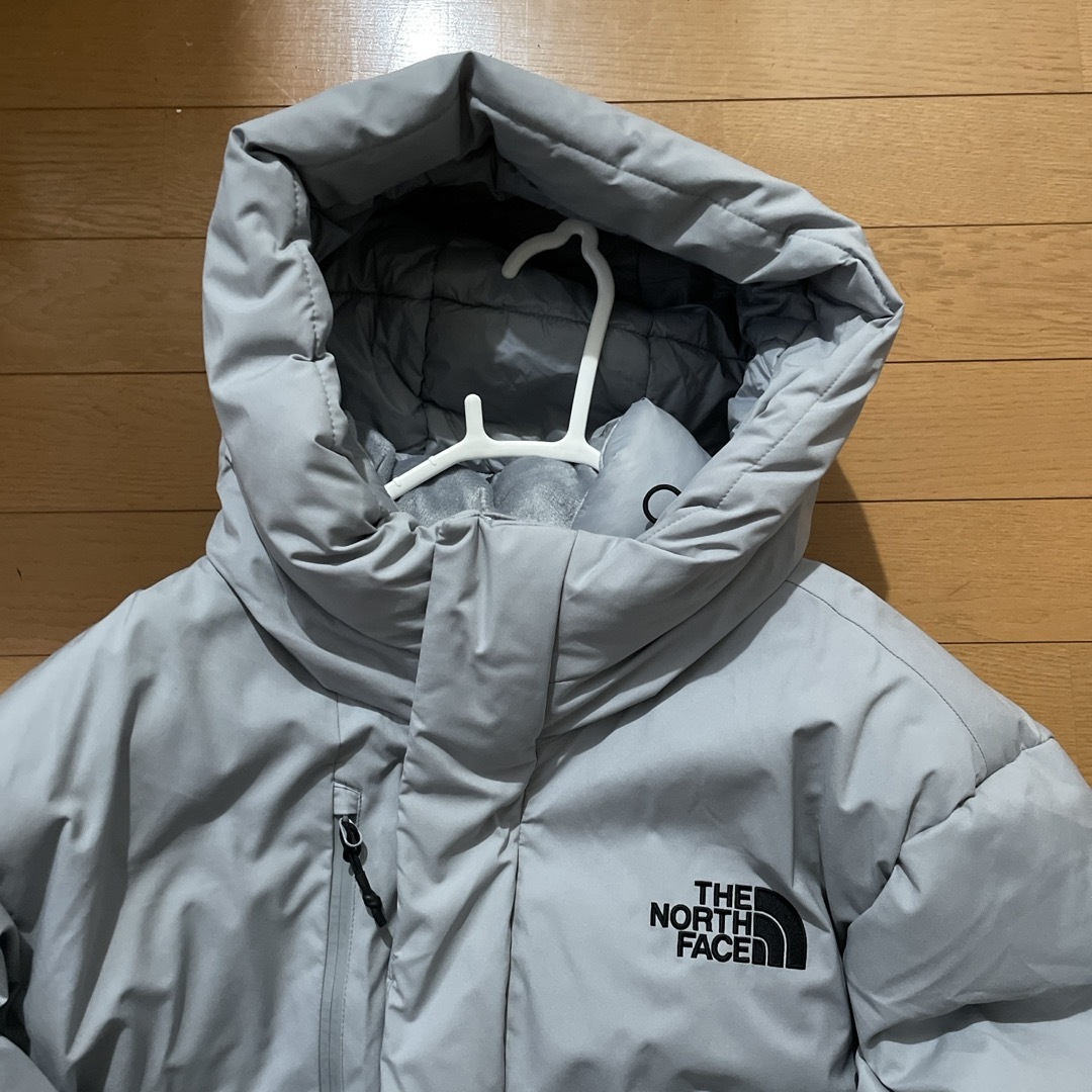 THE NORTH FACE - ノースフェイス グレーダウンジャケットの通販 by