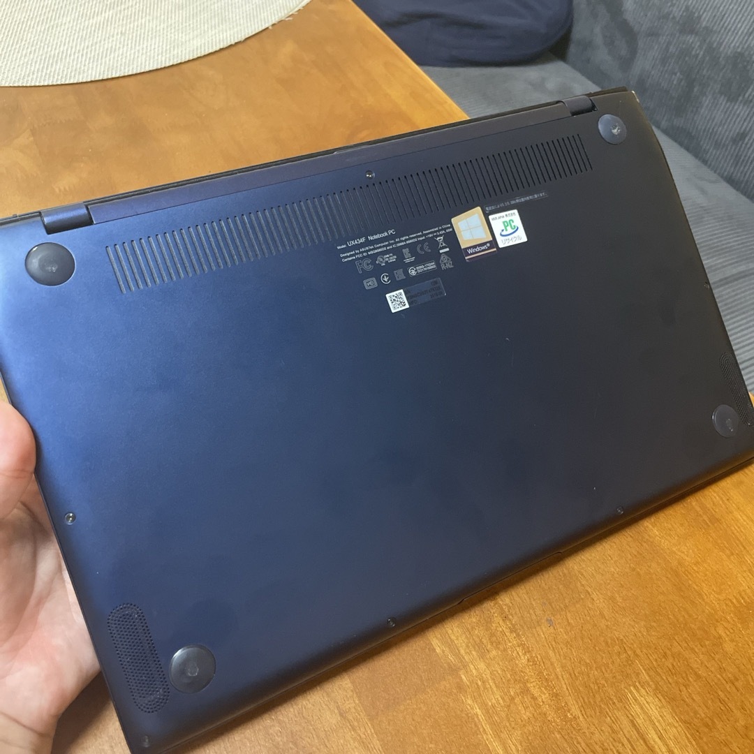 ASUS(エイスース)のASUS Zenbook 14 UX434FL(UX434FL-A6002T) スマホ/家電/カメラのPC/タブレット(ノートPC)の商品写真