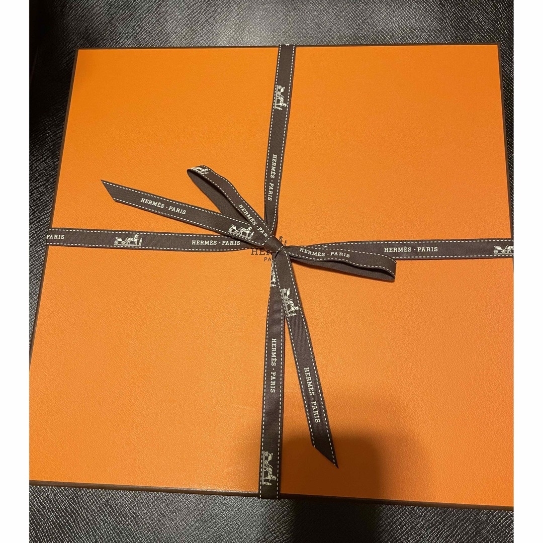 新品 エルメス ソレイユ デザートプレート 21cm 新品 エルメス ソレイユ デザートプレート 21cm