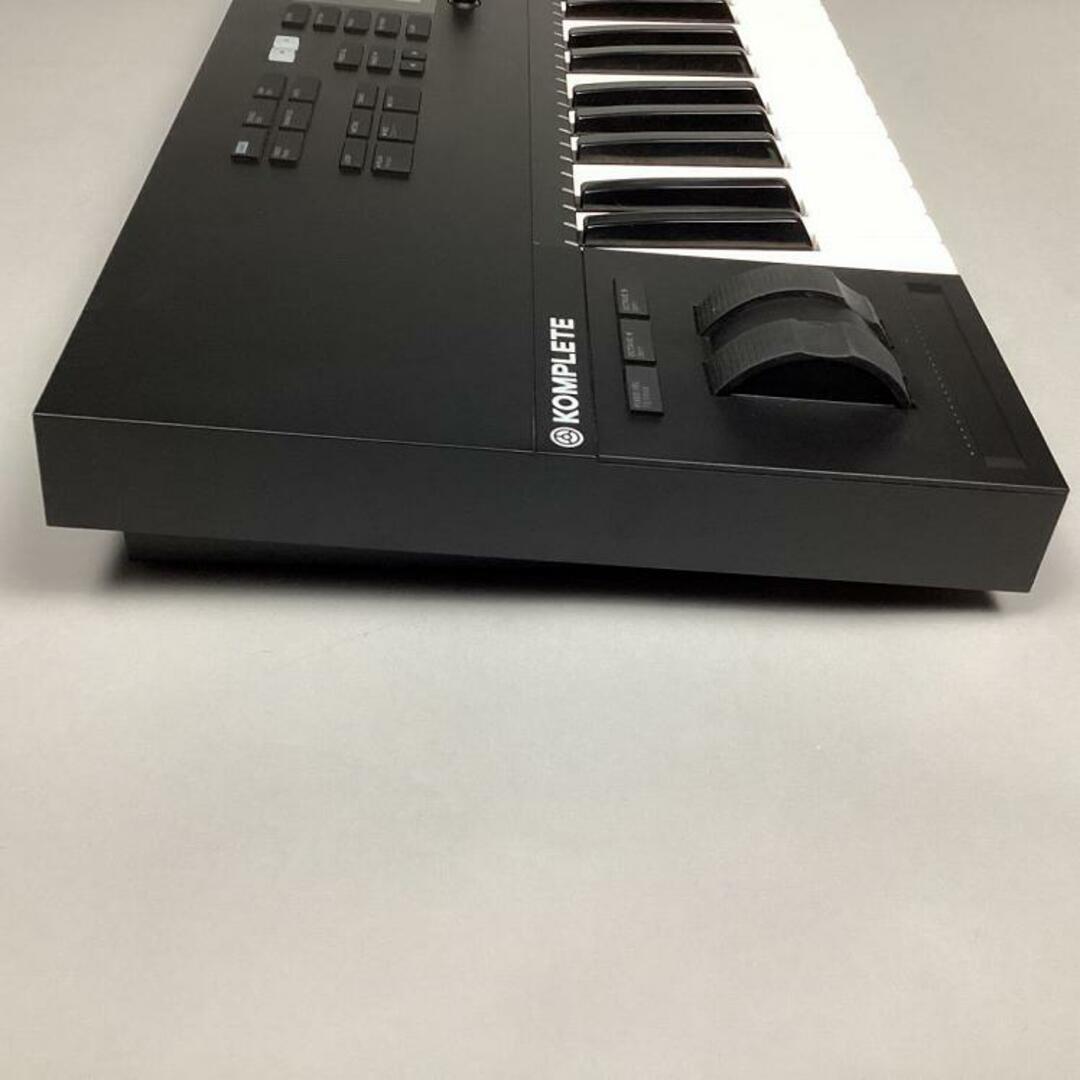 保証なしNATIVE INSTRUMENTS（ネイティブインステゥルメンツ）/KOMPLETE KONTROL S49 MK2 MIDIキーボード 49鍵盤 【USED】MIDI関連機器MIDIコントローラー【新所沢パルコ店】