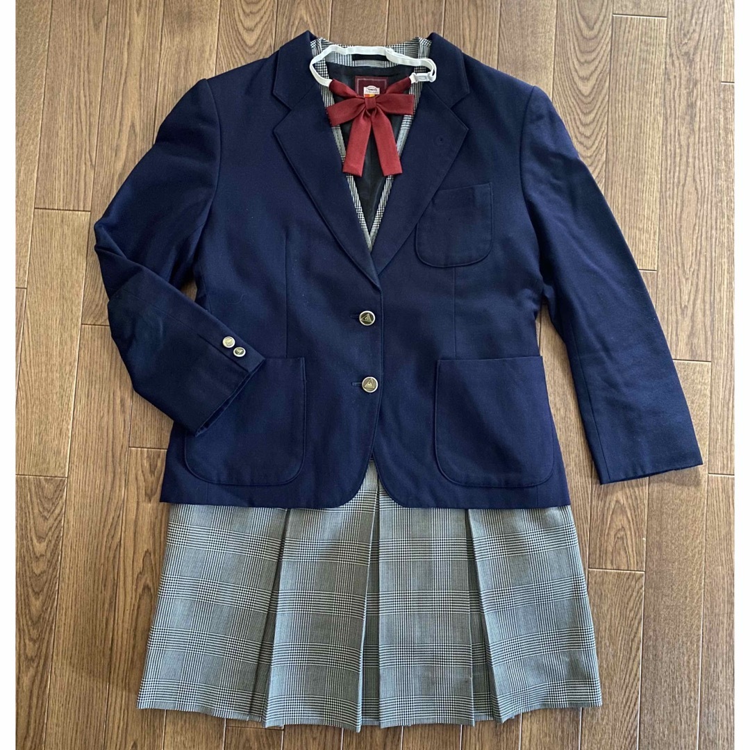 TOMBOW(トンボガクセイフク)の制服　高校　中学　女子　本物　コスプレ　4点セット　トンボ　TOMBOW 日本製 エンタメ/ホビーのコスプレ(衣装)の商品写真