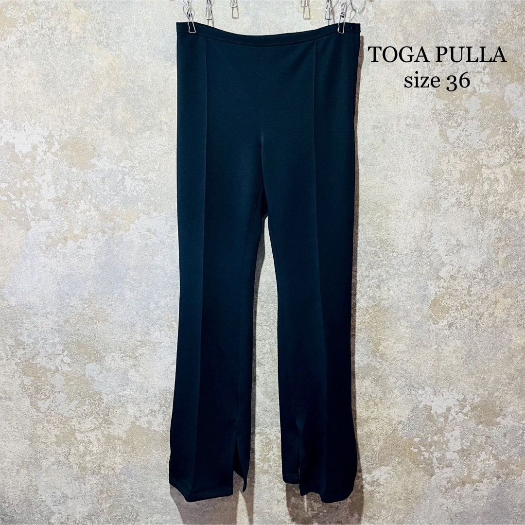 TOGA PULLA(トーガプルラ)のTOGA PULLA トーガプルラ ストレッチ ジャージ パンツ スリット レディースのパンツ(その他)の商品写真