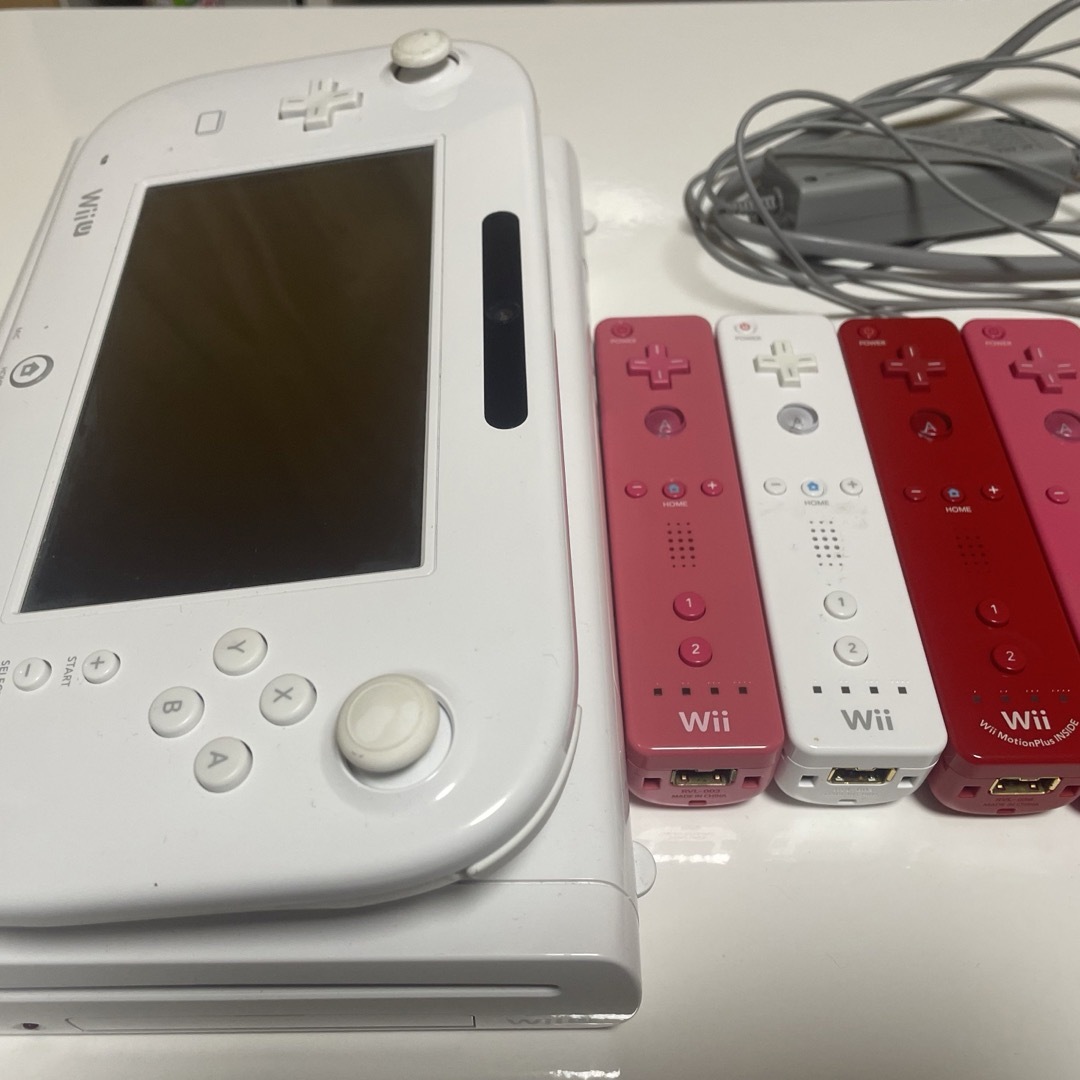 Wii U - Wii U ソフト5本付きの通販 by ふじい's shop｜ウィーユーなら ...