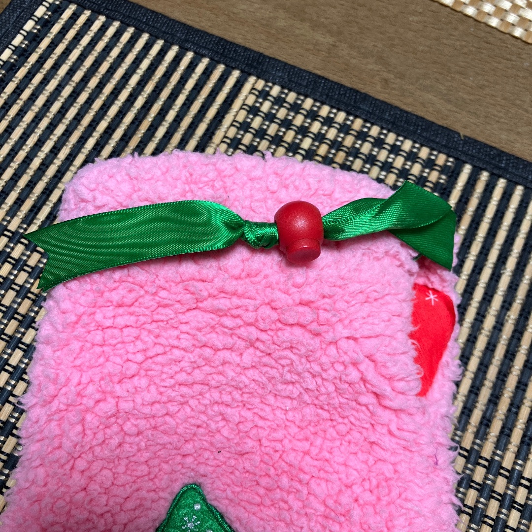 ミッキーマウス(ミッキーマウス)のスノースノー巾着クリスマス靴下ポーチTDL東京ディズニーランド購入ミッキーマウス エンタメ/ホビーのおもちゃ/ぬいぐるみ(キャラクターグッズ)の商品写真