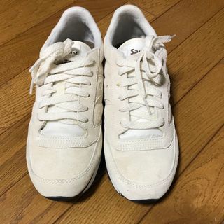 サッカニー(SAUCONY)のSAUCONY  スニーカー　25.0cm(スニーカー)