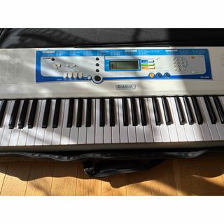 ヤマハ(ヤマハ)の中古　YAMAHA  EZ-J200 ケース付❗️(キーボード/シンセサイザー)