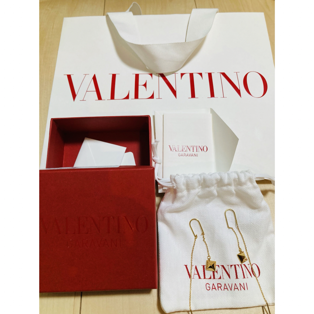 【新品未使用品】VALENTINO GARAVANIスタッズピアス