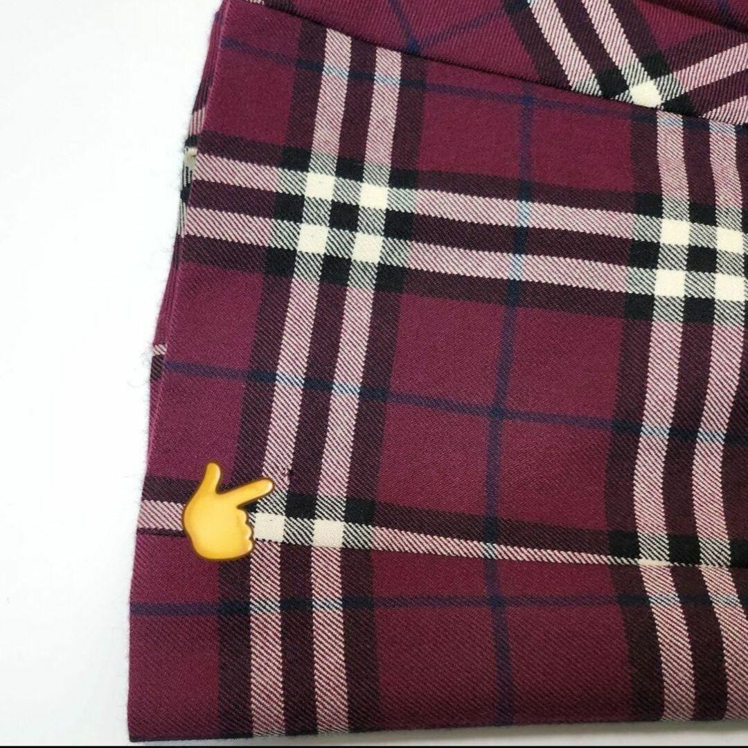 BURBERRY(バーバリー)のBURBERRY LONDON 膝下スカート ノバチェック 大人かわいい レディースのスカート(ひざ丈スカート)の商品写真