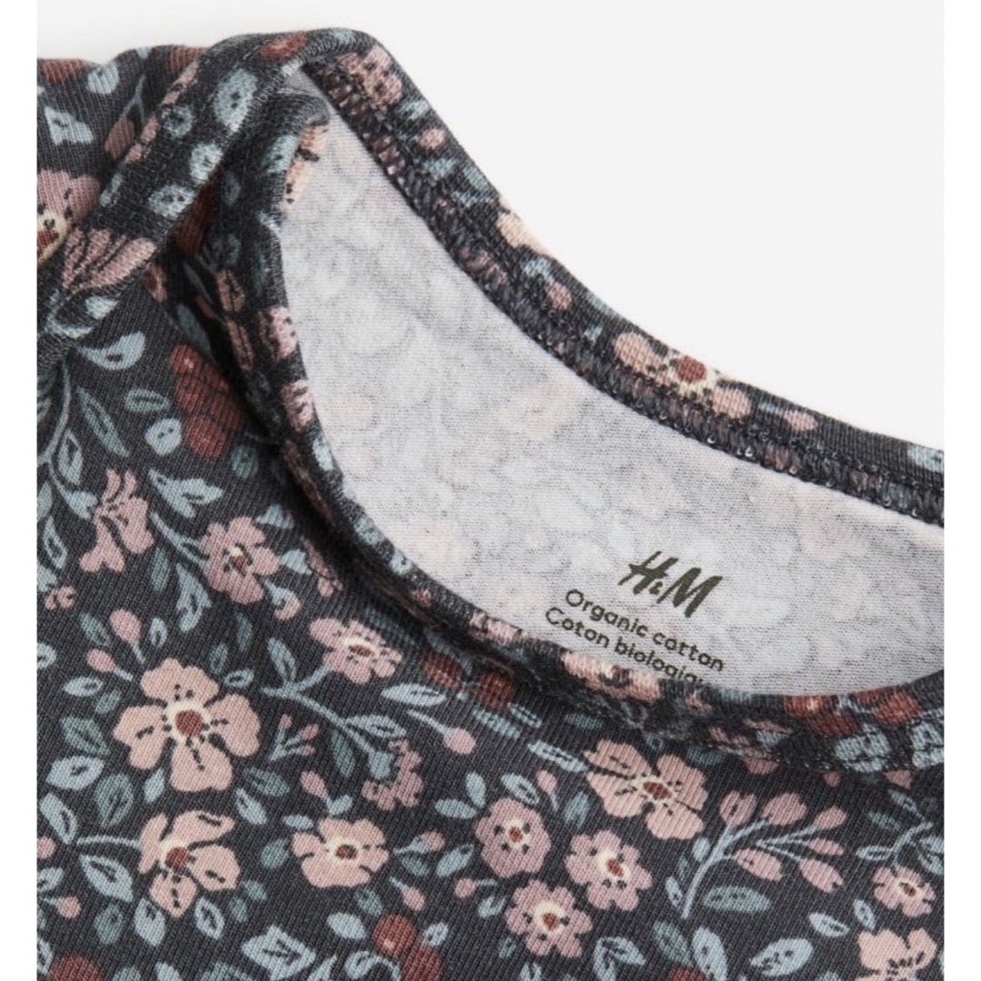 H&M(エイチアンドエム)のH&M 花柄　ロンパース　コットン3アイテムセット キッズ/ベビー/マタニティのベビー服(~85cm)(ロンパース)の商品写真