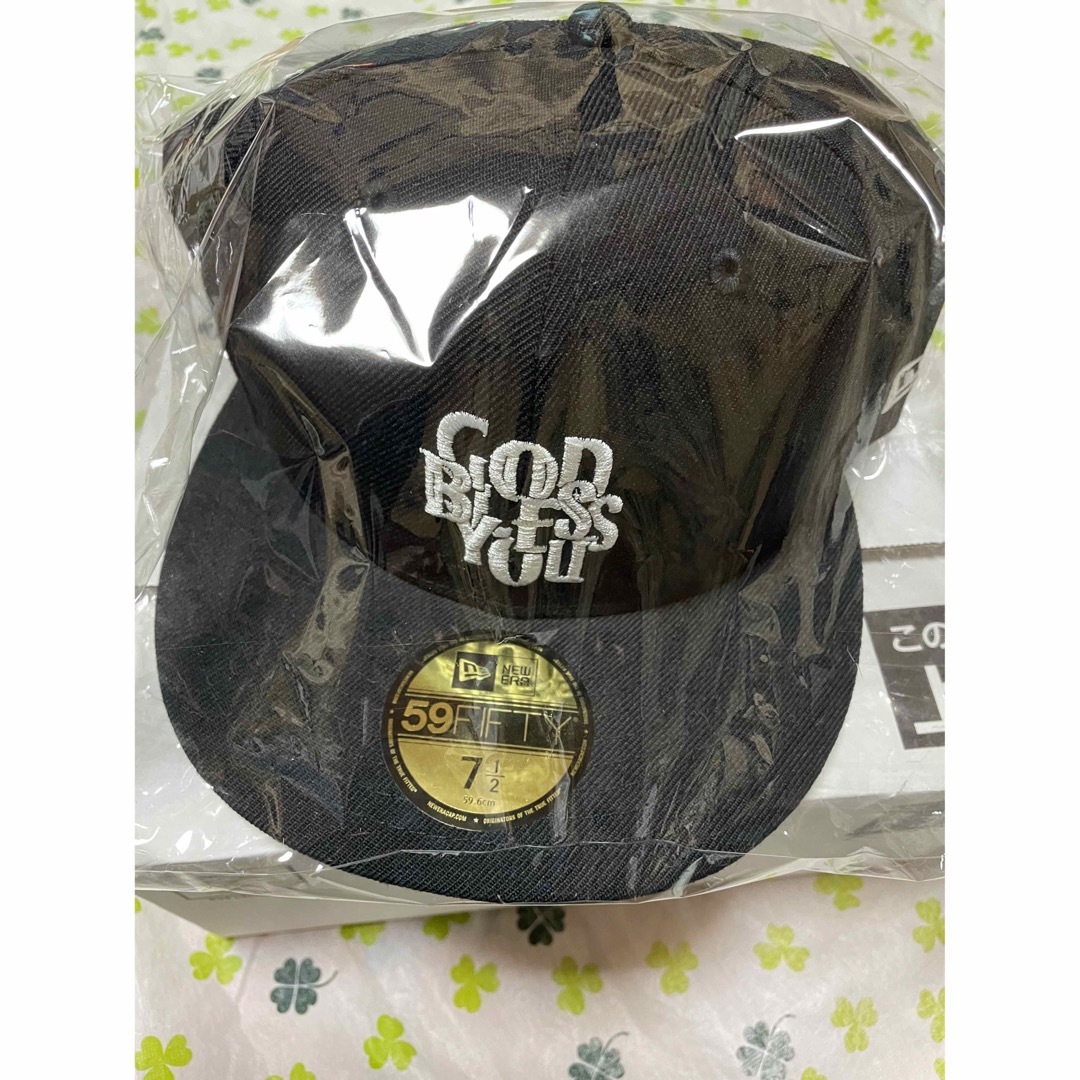 NEW ERA(ニューエラー)のGODBLESSYOU キャップ EXAMPLE ニューエラ MFC STORE メンズの帽子(キャップ)の商品写真