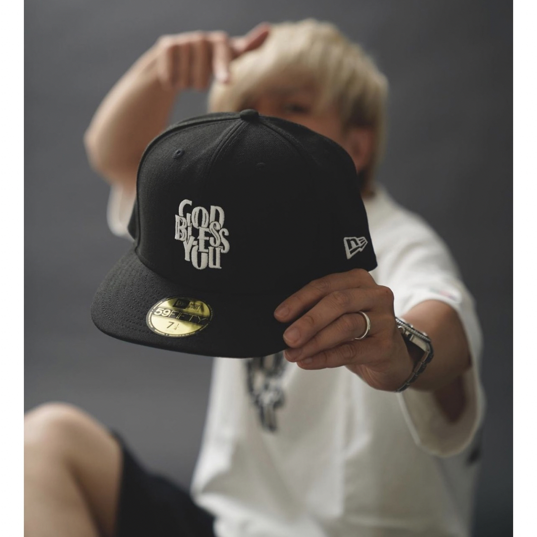 NEW ERA(ニューエラー)のGODBLESSYOU キャップ EXAMPLE ニューエラ MFC STORE メンズの帽子(キャップ)の商品写真