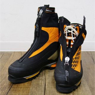 スカルパ(SCARPA)の極美品 スカルパ SCARPA PHANTOM GUIDE ファントムガイド EU42 26.7cm相当 アルパイン ブーツ 登山靴 雪山 冬山 アウトドア (登山用品)