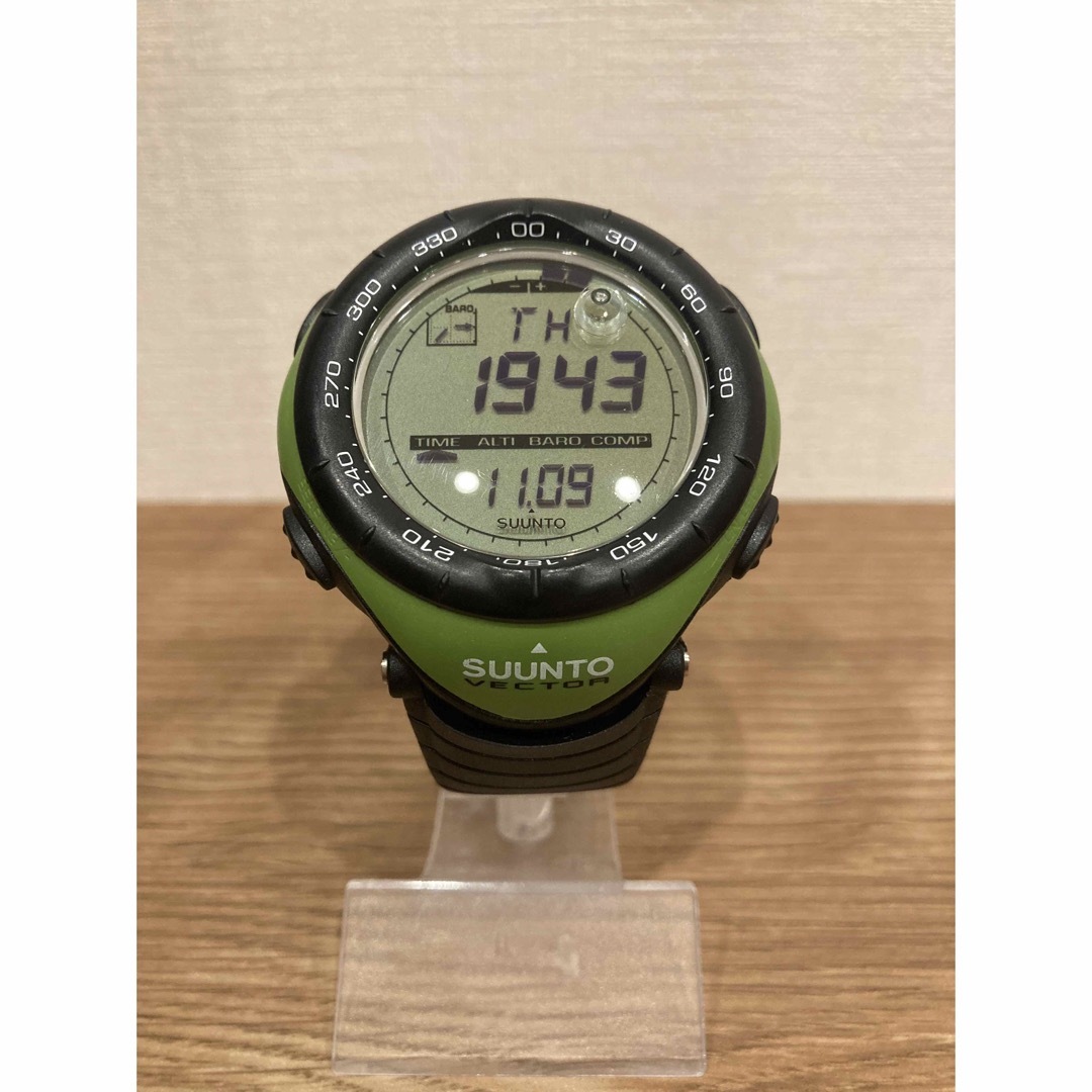 # スント　SUUNTO ベクター　vector 時計　ウォッチ　コア　Core