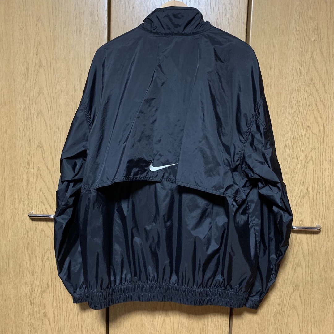 NIKE(ナイキ)のNIKE ナイロンジャケット ブラック 黒 XXL メンズのジャケット/アウター(ナイロンジャケット)の商品写真