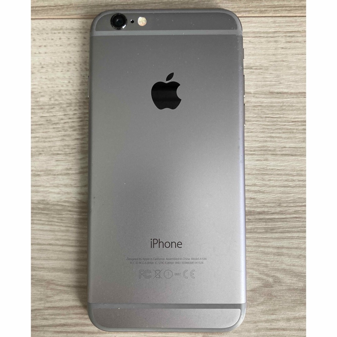 iPhone(アイフォーン)の【再値下げ】iPhone 6 Space Gray 16 GB SIMフリー スマホ/家電/カメラのスマートフォン/携帯電話(スマートフォン本体)の商品写真