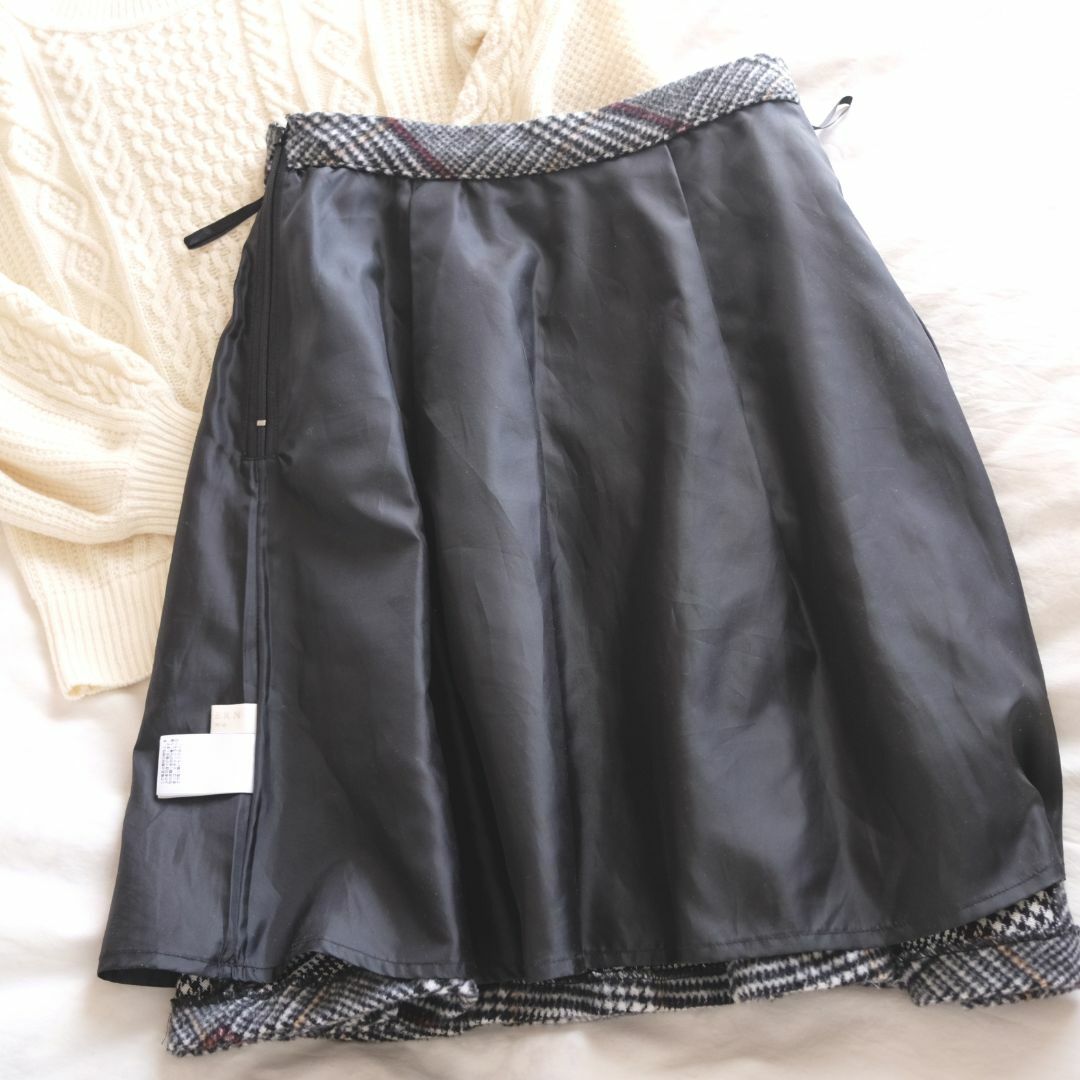 PATTERN fiona(パターンフィオナ)のシェリエットバイプライムパターン　フレアスカート　パターンフィオナ レディースのスカート(ひざ丈スカート)の商品写真