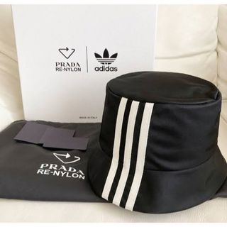 アディダス(adidas)の【激レア希少】プラダ×アディダス　バケットハット　ＸＬ(ハット)