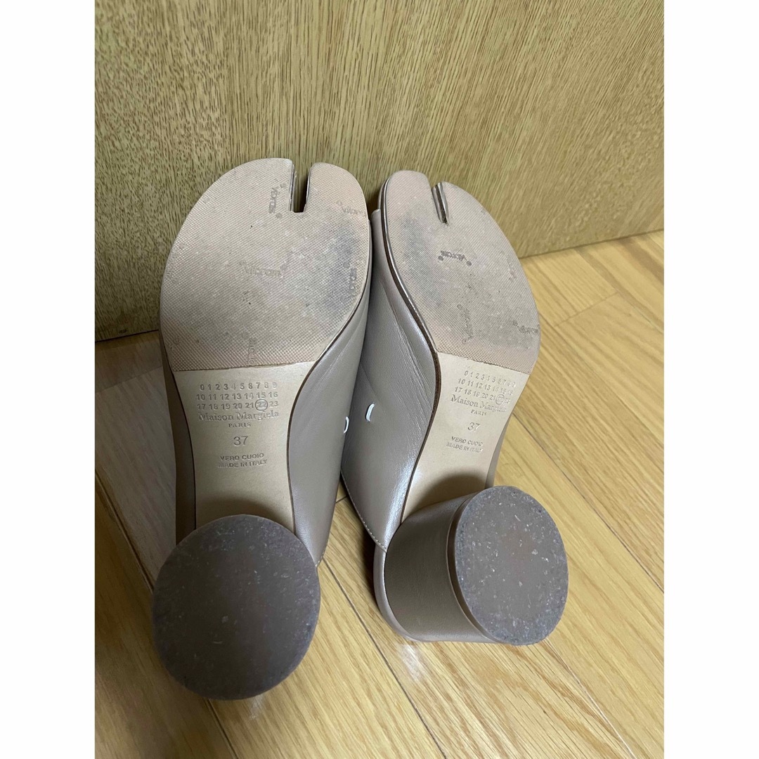 Maison Martin Margiela(マルタンマルジェラ)の【Maison Margiela】 HANNAH MULES サンダル　37 レディースの靴/シューズ(サンダル)の商品写真