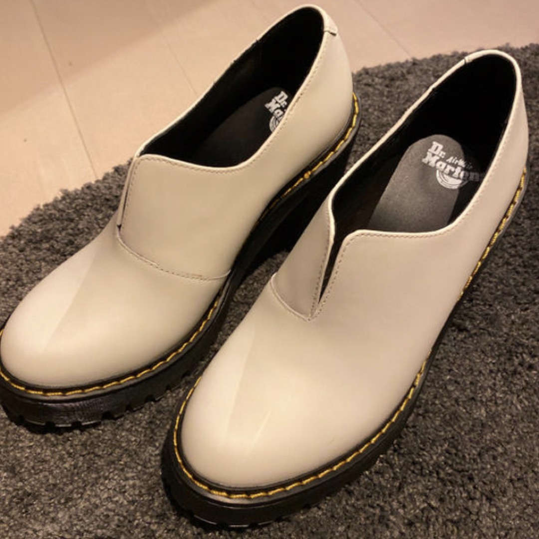 Dr.Martens(ドクターマーチン)のDr Martens  ホワイトヒールパンプス24cm レディースの靴/シューズ(ハイヒール/パンプス)の商品写真