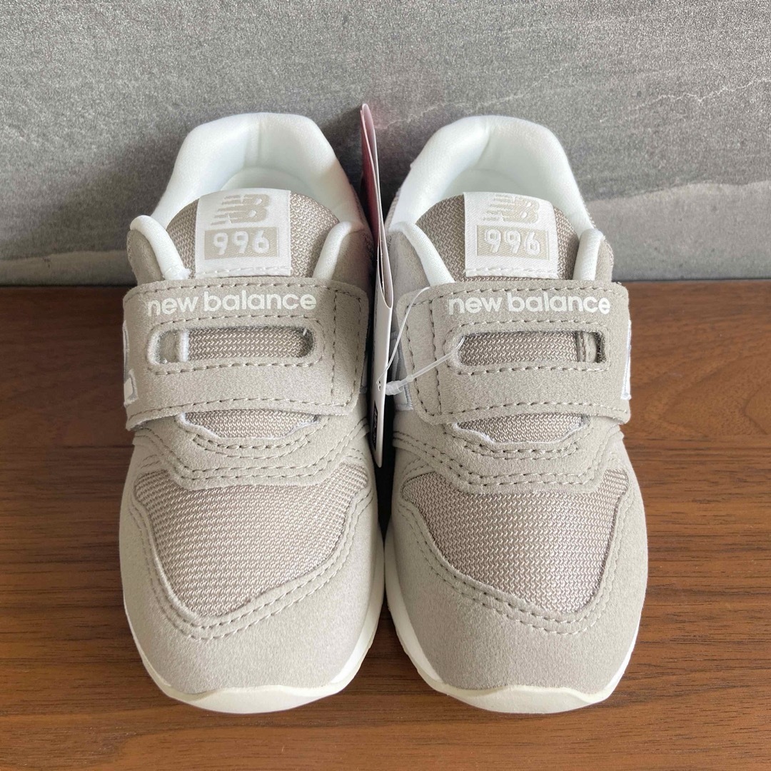 New Balance - 【新品】13センチ グレージュ ニューバランス New Balance - 【新品】13センチ グレージュ ニューバランス