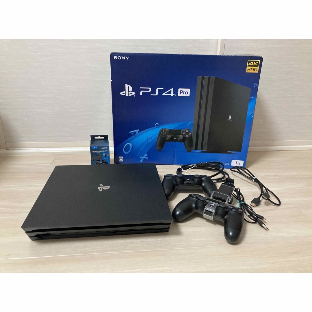 家庭用ゲーム機本体SONY PlayStation4 Pro 本体 CUH-7100BB01