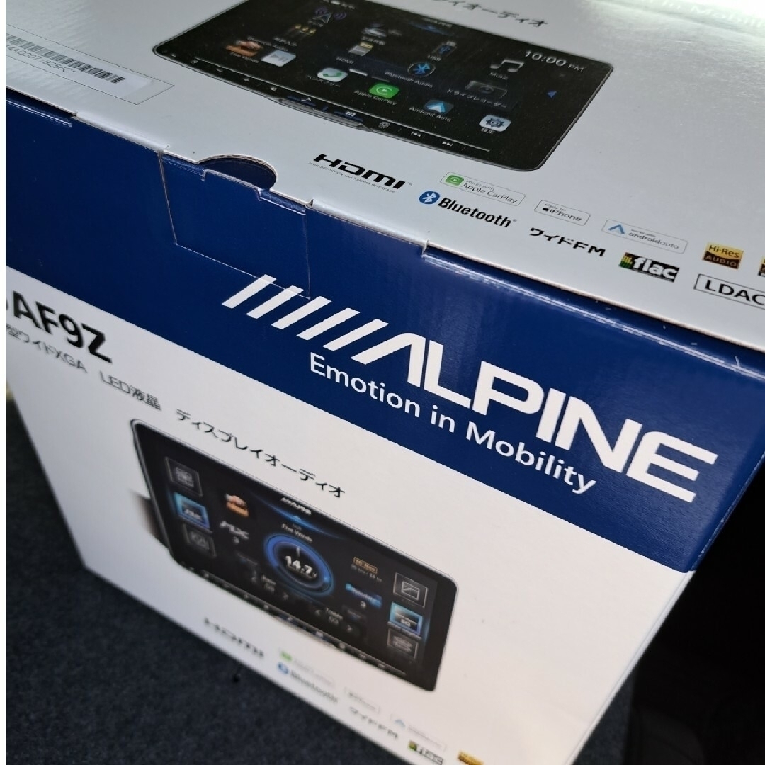 新品未開封　ALPINE 9インチ:ディスプレイオーディオ