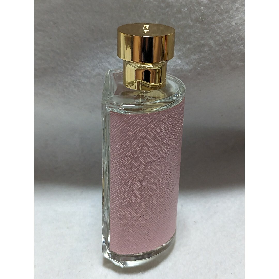 PRADA(プラダ)のプラダフェムローオーデトワレ100ml コスメ/美容の香水(香水(女性用))の商品写真