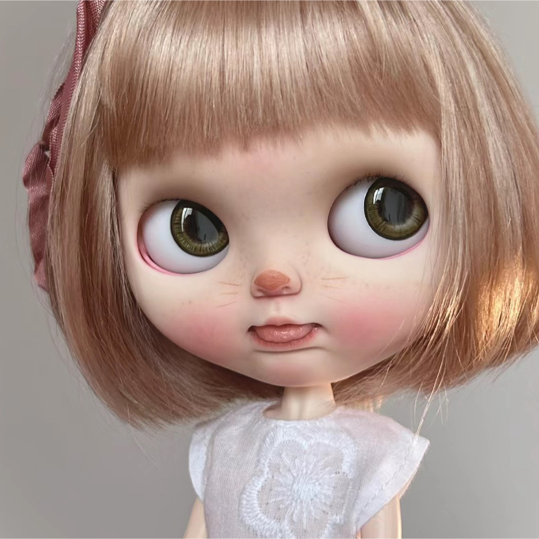 家庭用ゲーム カスタムブライス かわいい 人形 作家様 幼い ベロだし 家庭用ゲーム カスタムブライス かわいい 人形 作家様 幼い ベロだし