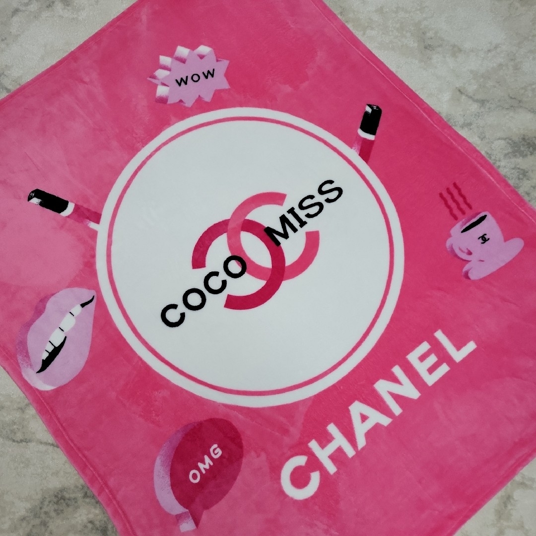 CHANEL ノベルティ ブランケット