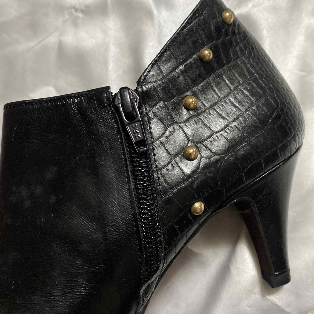 SALE‼️韓国　ヤギ革靴　高級　ブーツ　ブーテイ　ブラック　黒 レディースの靴/シューズ(ブーツ)の商品写真