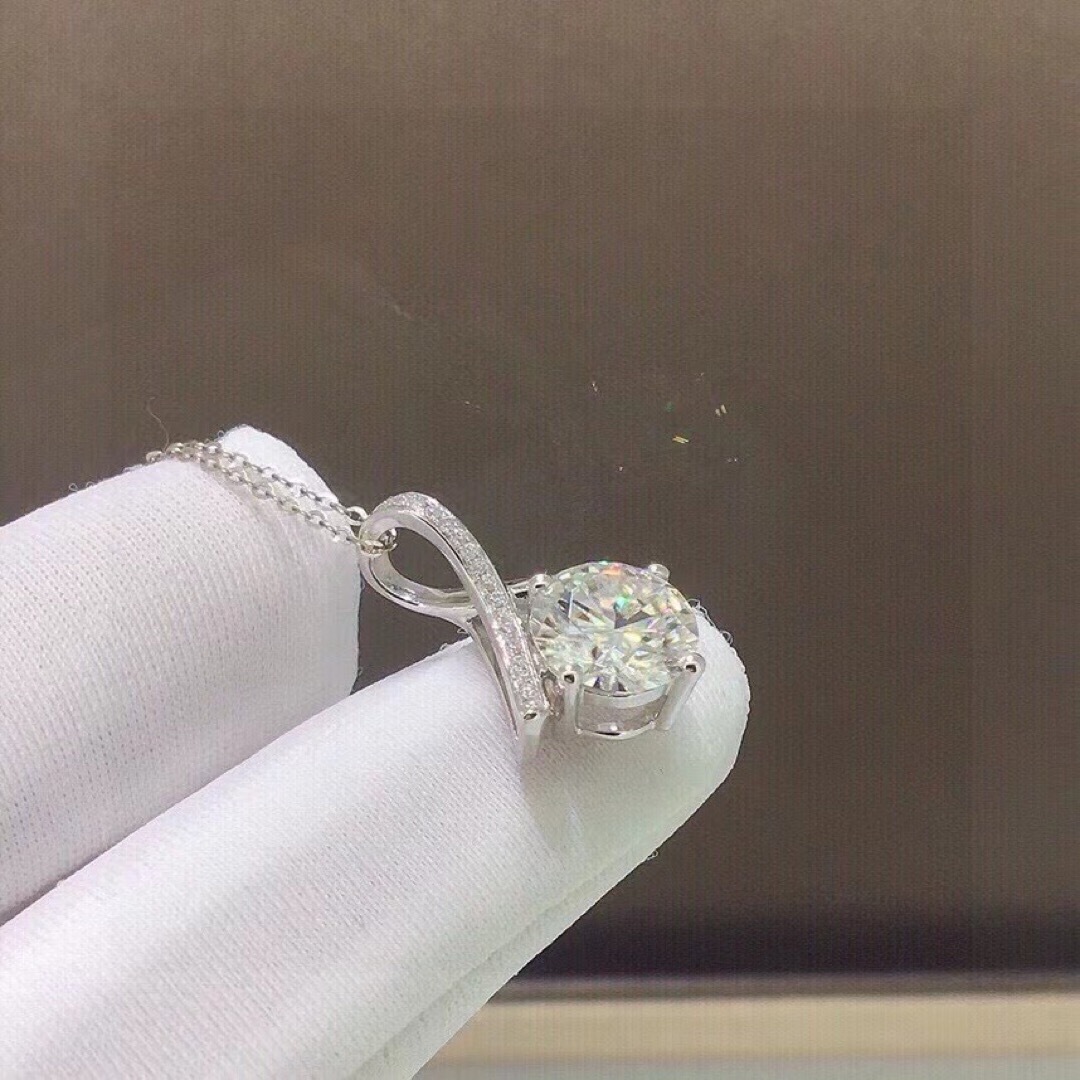 newカラー】2.0ct ハートモアサナイト ネックレス k18-