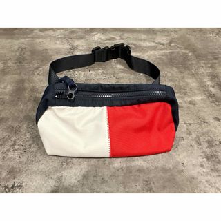 トミーヒルフィガー(TOMMY HILFIGER)のTommy hilfiger  TOMMY トミーウエストポーチ(ウエストポーチ)