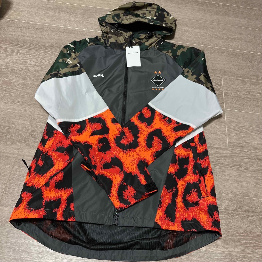 F.C.R.B.(エフシーアールビー)のFCRB ブリストル MULTI PATTERN TRAINING JACKET メンズのジャケット/アウター(ナイロンジャケット)の商品写真