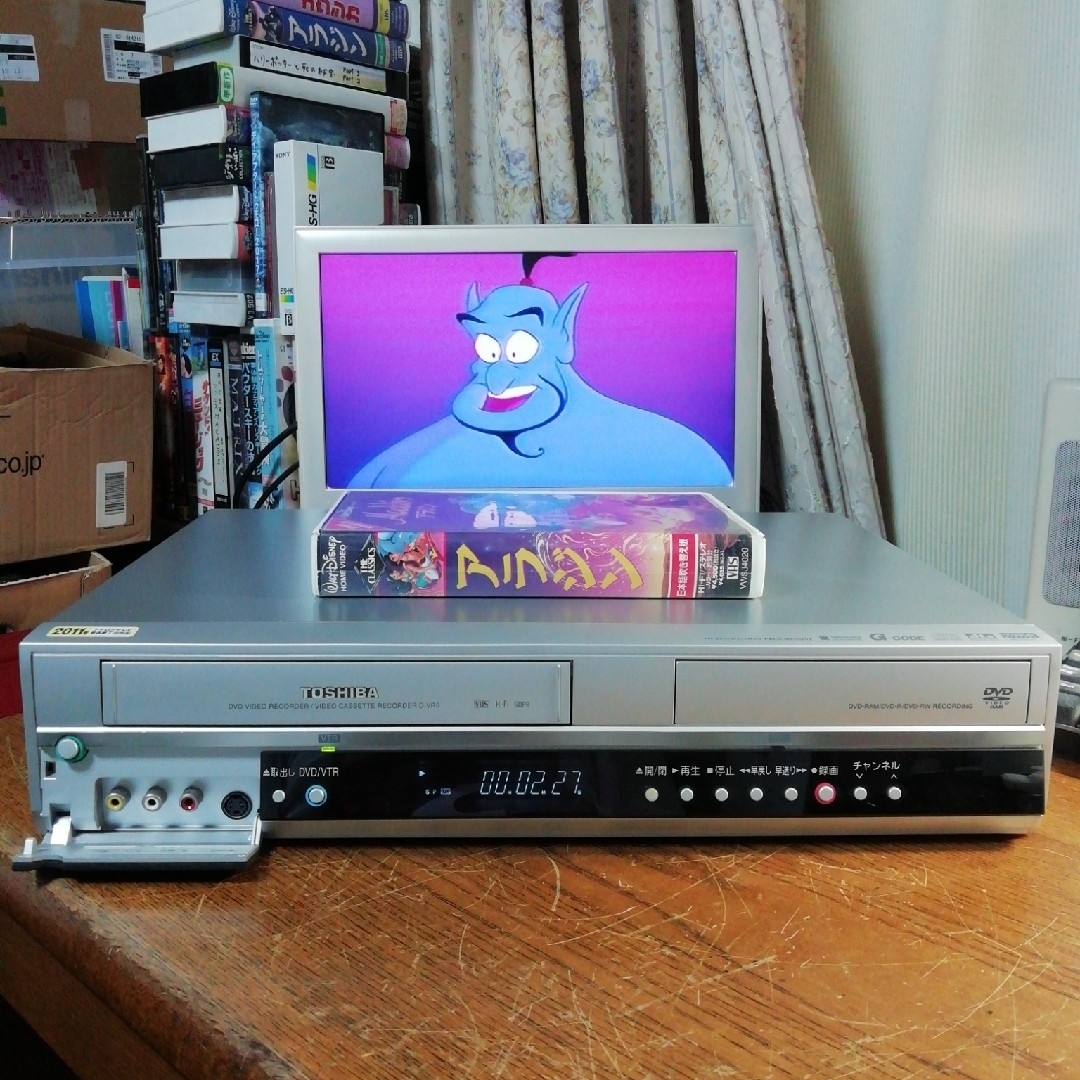 東芝(トウシバ)のTOSHIBA VHS/DVDレコーダー【D-VR5】 スマホ/家電/カメラのテレビ/映像機器(DVDレコーダー)の商品写真