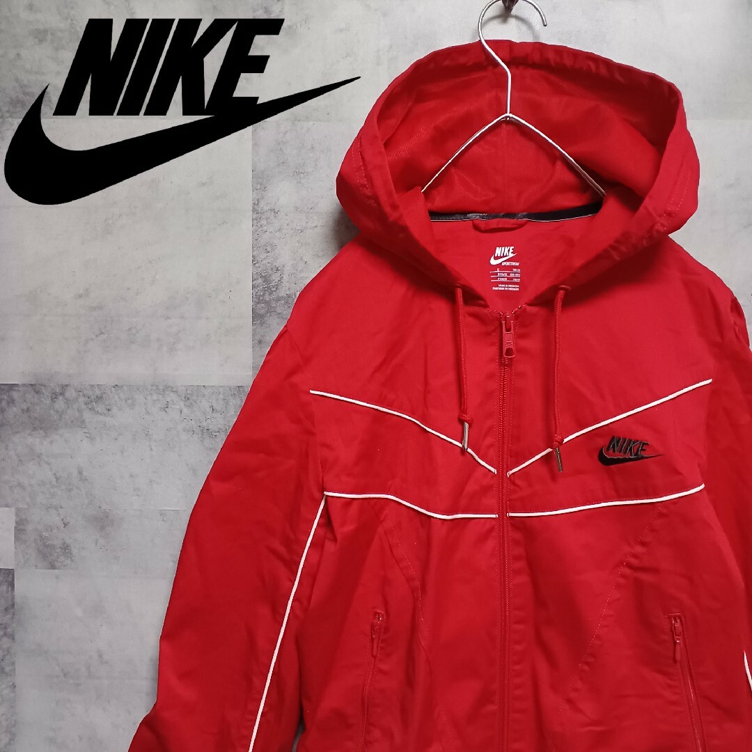 NIKE(ナイキ)のNIKE ナイキ レディース 厚めウィンドブレーカー L レッド 内側メッシュ レディースのジャケット/アウター(ナイロンジャケット)の商品写真