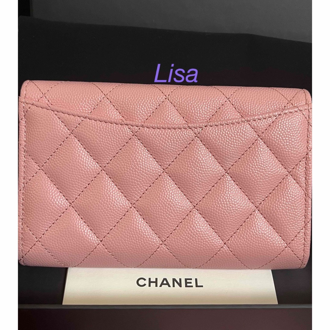 CHANEL(シャネル)の新品未使用♡CHANEL シャネル　クラシック　フラップ ウォレット  中財布 レディースのファッション小物(財布)の商品写真