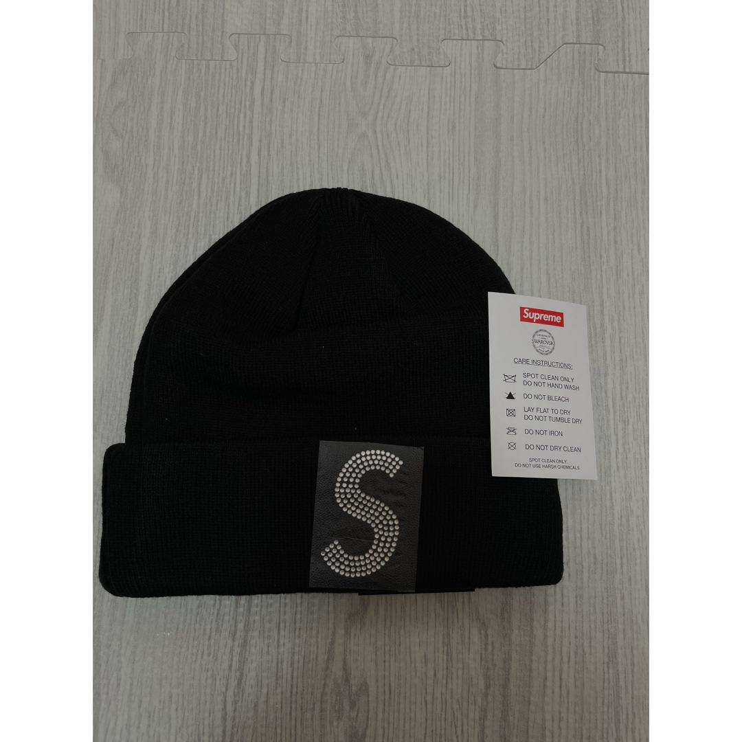 supremeスワロフスキーニット帽