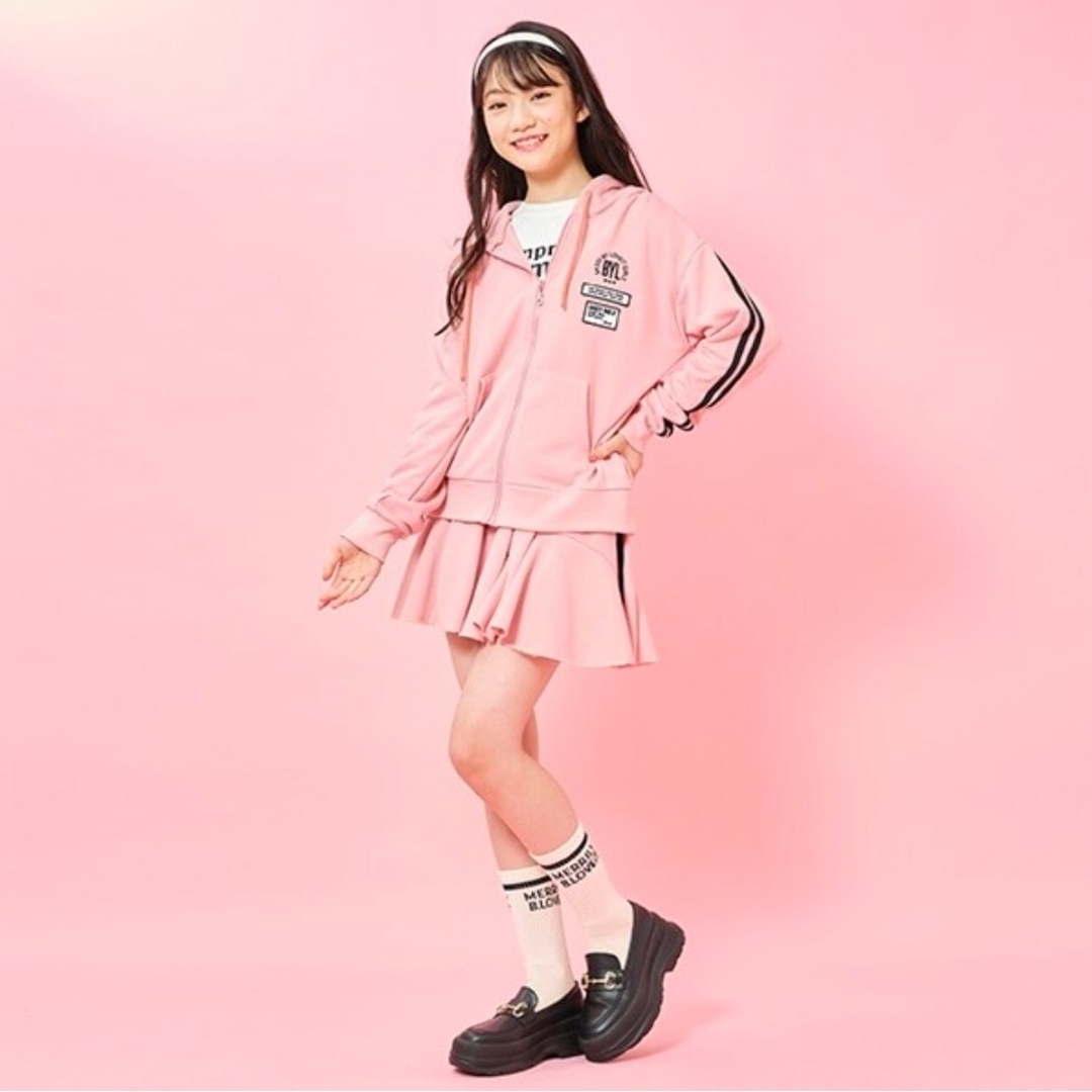 by LOVEiT(バイラビット)のバイラビット 袖ラインパーカー 130 キッズ/ベビー/マタニティのキッズ服女の子用(90cm~)(ジャケット/上着)の商品写真