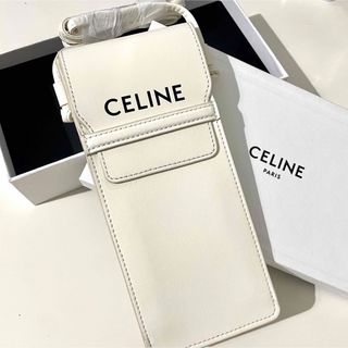 セリーヌ(celine)のCELINE サングラスまたはスマホショルダーバッグ　新品未使用　ホワイト(iPhoneケース)