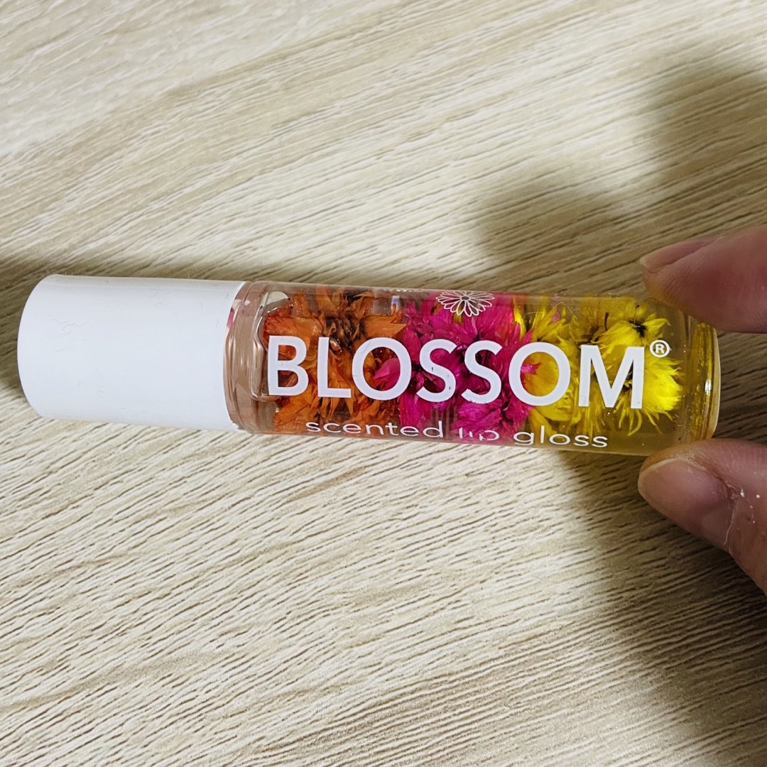 ブロッサム(Blossom) リップグロス コスメ/美容のベースメイク/化粧品(リップグロス)の商品写真