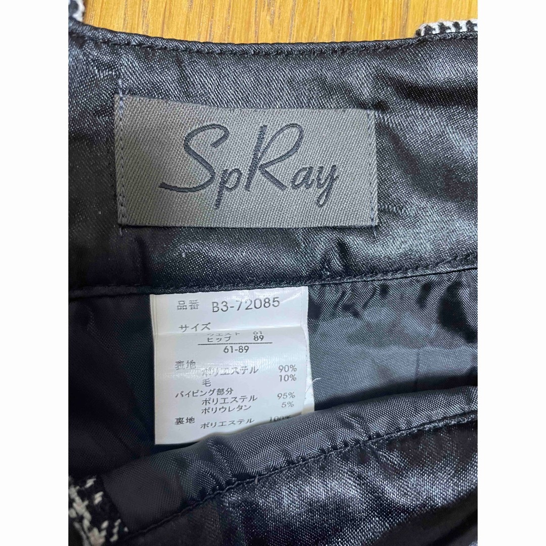 SpRay(スプレイ)のスプレイ　ショートパンツ　白黒　チェック　秋冬　毛　ショーパン　ツイード好きな方 レディースのパンツ(ショートパンツ)の商品写真