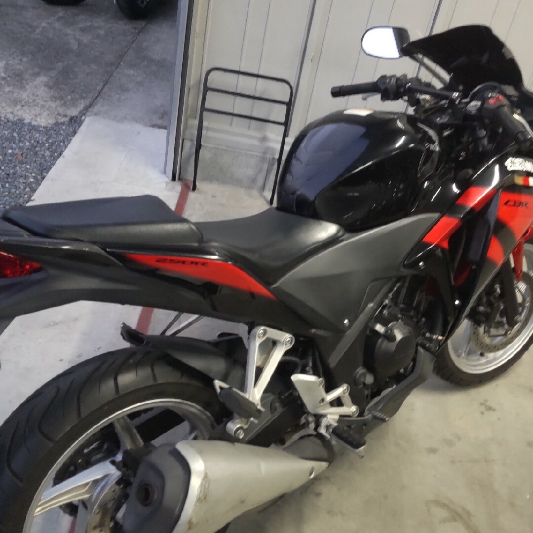 ホンダ CBR250R MC41 タイヤ新品 自賠責ほぼ2年