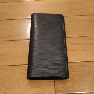 ルイヴィトン(LOUIS VUITTON)のLOUIS VUITTON　エピ　長財布(長財布)