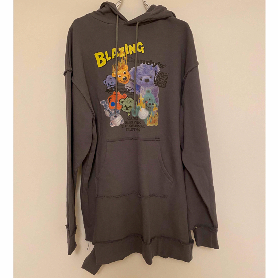 Candy Stripper(キャンディーストリッパー)のキャンディストリッパー blazing bears hoodie くま　ベア レディースのトップス(パーカー)の商品写真