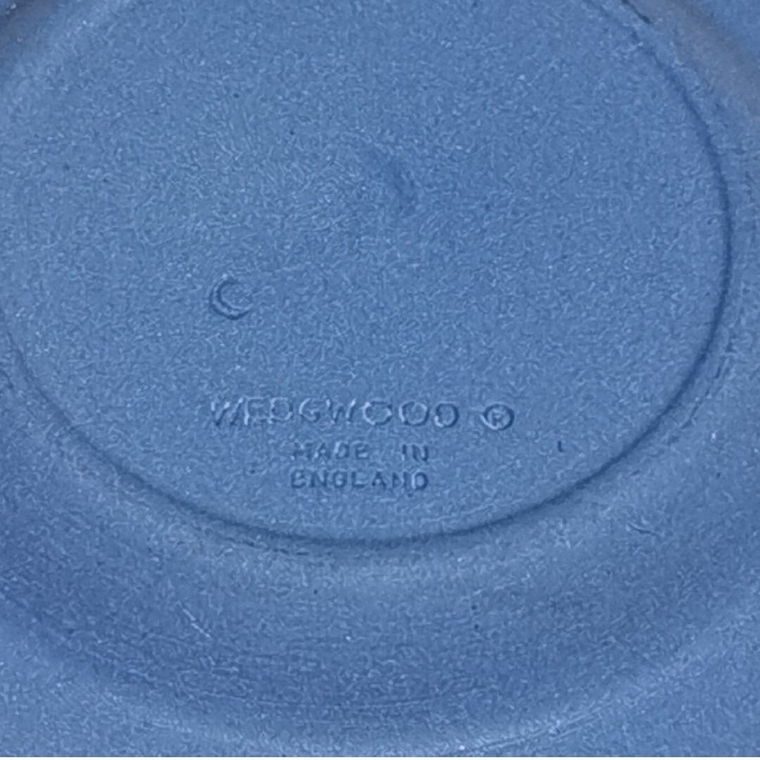 WEDGWOOD(ウェッジウッド)の未使用　ウェッジウッド　ジャスパーウェア灰皿　アンティーク エンタメ/ホビーの美術品/アンティーク(陶芸)の商品写真