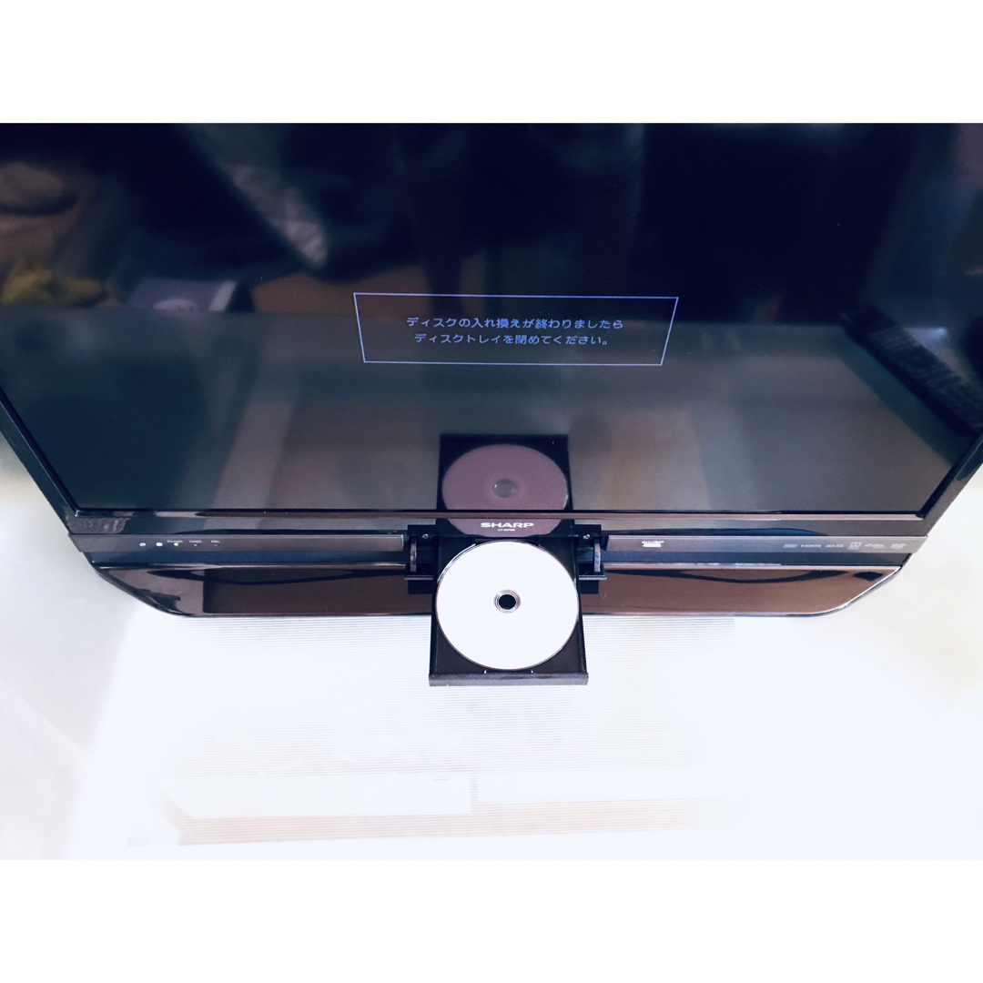 シャープAQUOS３２型フルハイビジョン高画質ブルーディスク内蔵