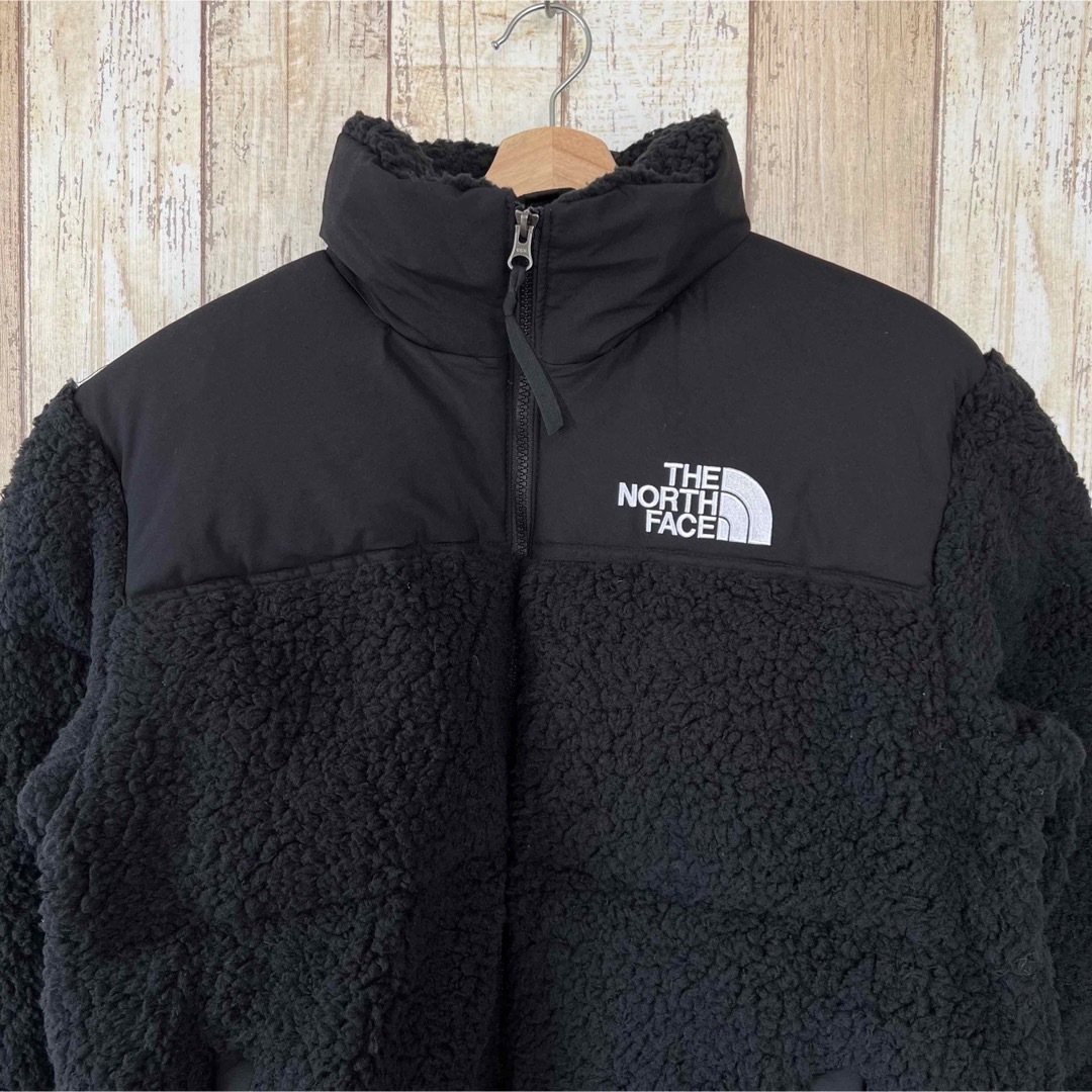 THE NORTH FACE(ザノースフェイス)の【海外限定】TNF ユニセックス　ヌプシ　ダウンジャケット 　ブラック　3L相当 レディースのジャケット/アウター(ダウンジャケット)の商品写真