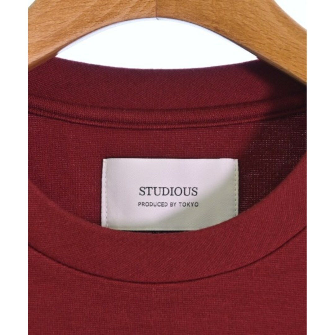 STUDIOUS(ステュディオス)のSTUDIOUS ステュディオス Tシャツ・カットソー 2(M位) 赤 【古着】【中古】 メンズのトップス(Tシャツ/カットソー(半袖/袖なし))の商品写真